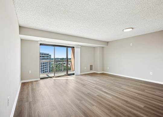 A room with wooden flooring  at Cascade at Landmark, Virginia