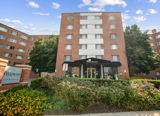 A tall brick building at Wellington Apartments, Arlington, Virginia