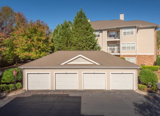 private car garages at Stone Ridge Charlotte