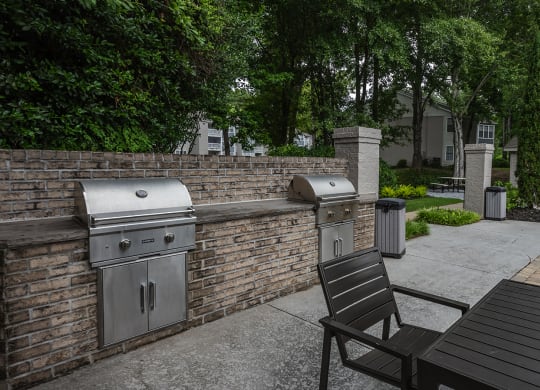 Eclipse Apartments Duluth GA barbecue grilling station poolside