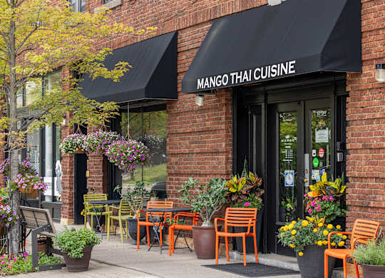 Mango Thai Cuisine restaurant with outdoor seating.