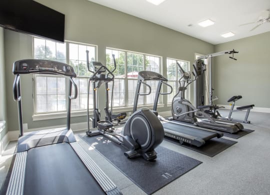 the gym at the landing at pullman apartments in pullman at Abbington Place Apartments, Greensboro , NC