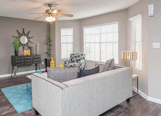Modern Living Area at Bradford Pointe, Augusta, 30909