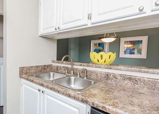 Granite Countertop at Bradford Pointe, Georgia, 30909