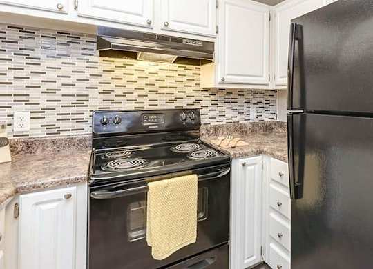 Fully Equipped Kitchen at Westbury Creek, Augusta, 30909