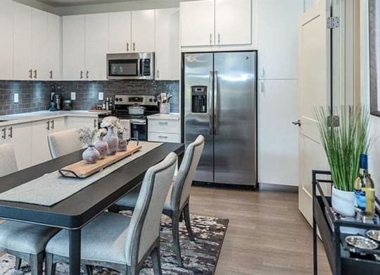 Eat-in kitchen at 2000 West Creek Apartments, Virginia, 23238