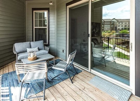 Covered patios at 2000 West Creek Apartments, Virginia, 23238