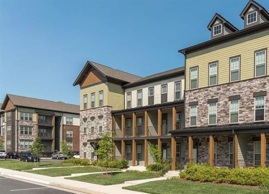 Beautifully designed exteriors at 2000 West Creek Apartments, Virginia, 23238