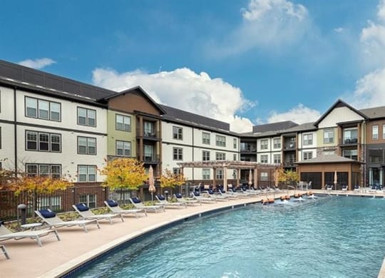 Expansive outdoor swimming pool at 2000 West Creek Apartments, Virginia, 23238