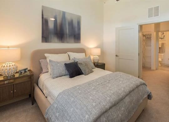 Spacious bedrooms fit queen bedding at 2000 West Creek Apartments, Virginia, 23238