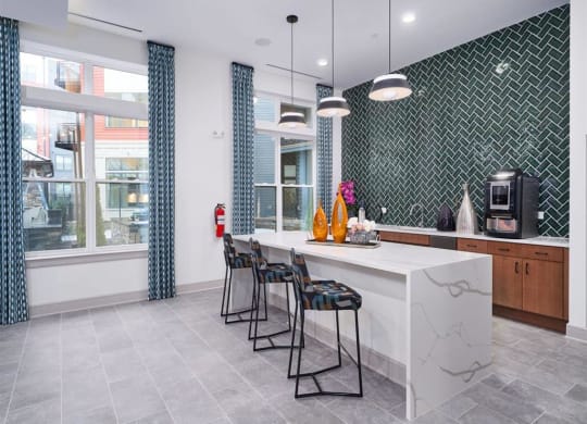 a kitchen or kitchenette at homewood suites by hilton seattle issaquah at Tapestry West, Richmond, 23230