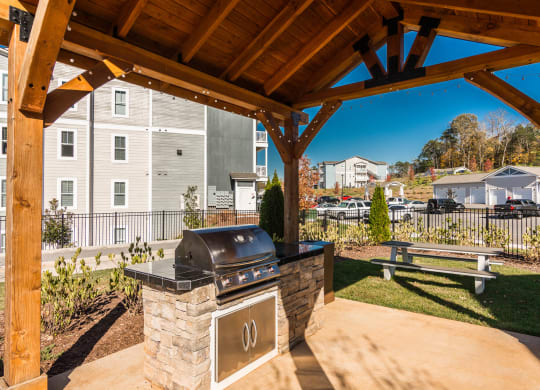 Grill Station at Village at Westland Cove Apartments, Knoxville, 37922