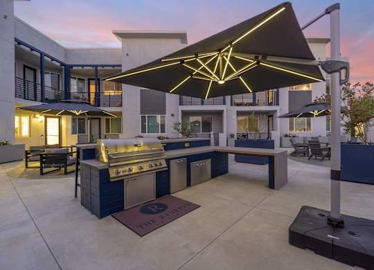 Community Grill Stations at The Reserve La Mirada, La Mirada, California