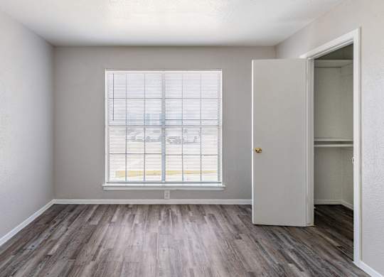 Expansive Windows Property Logo at Carisma, Dallas