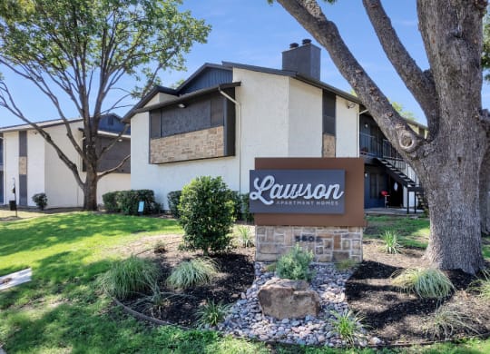 lawson apartments benbrook tx