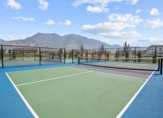 pickleball courts near Crestview at Highland townhomes in Highland, UT