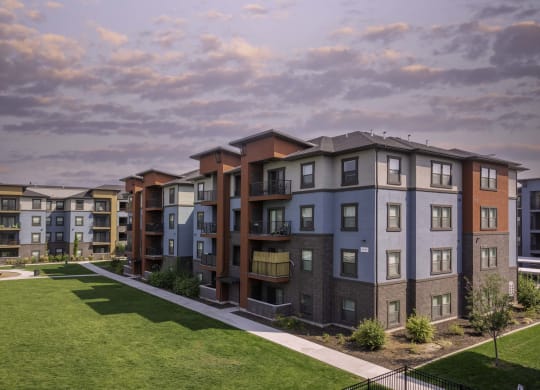 exterior view of the flats at big tex apartments in san antonio, tx