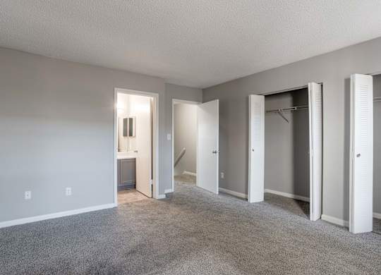 Carpeted Bedroom at Jamestown Pointe Apartments, Greenville, SC