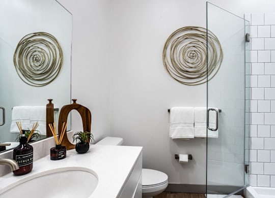 Luxurious Bathroom at Converge KC Uptown, Kansas City Missouri