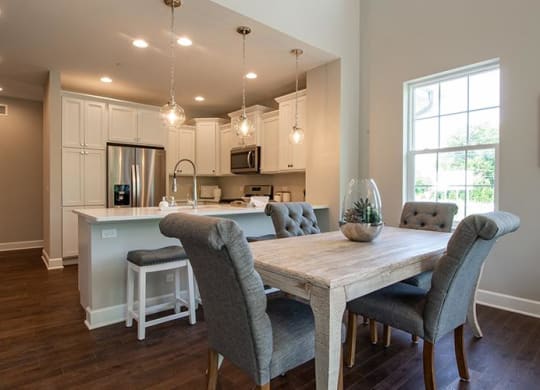 Dining Room With Kitchen at Countryside Townhomes, Countryside, IL