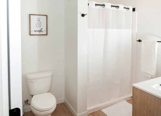 Luxurious Bathroom at CityLine Apartments, Minneapolis, Minnesota