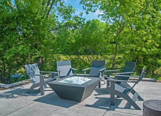 Fire pit at Aspenwood Apartments, MN, 55123