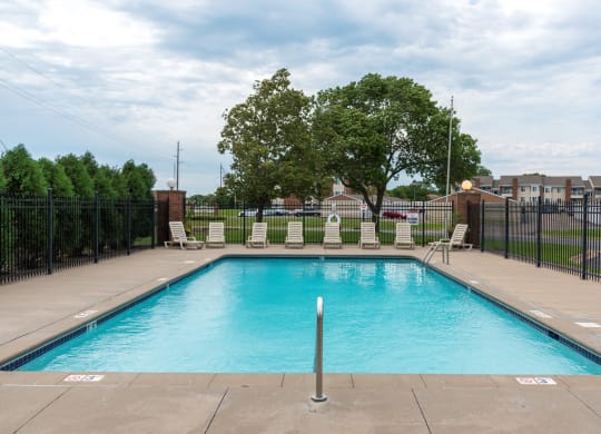 Pool View at Cinnamon Ridge Apartments, Minnesota, 55122