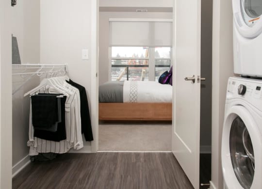 Washers/Dryers with Hookups Available at Residences at 1700, Minnetonka, MN