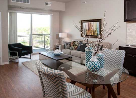 Gorgeous Home Decor at Overlook on the Creek, Minnetonka, Minnesota