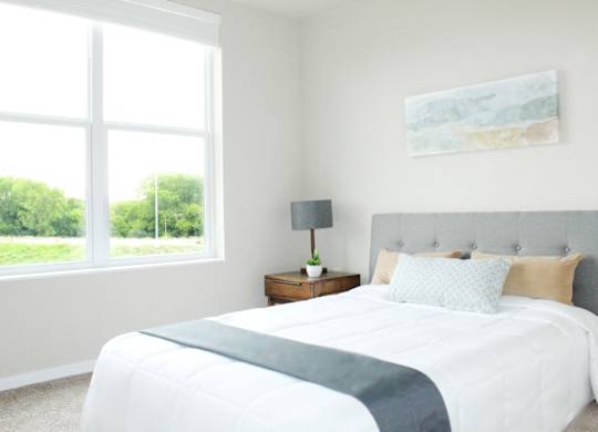 Beautiful Bright Bedroom at Overlook on the Creek, Minnetonka, MN, 55305