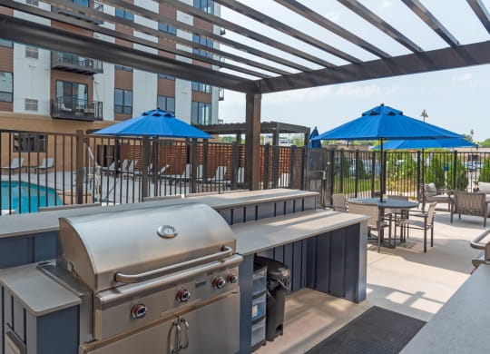 Outdoor Grill And Patio at The Exchange Apartments, New Brighton, MN 55112