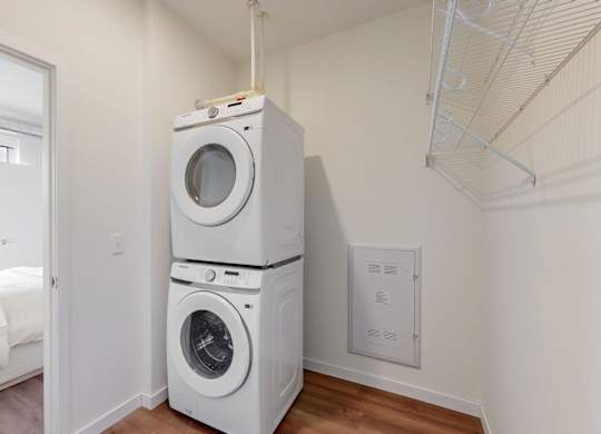 In Home Full Size Washer And Dryer at Tyler Street Stacks, Minneapolis Minnesota
