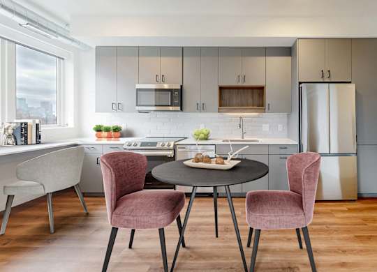 Dining And Kitchen at Tyler Street Stacks, Minneapolis