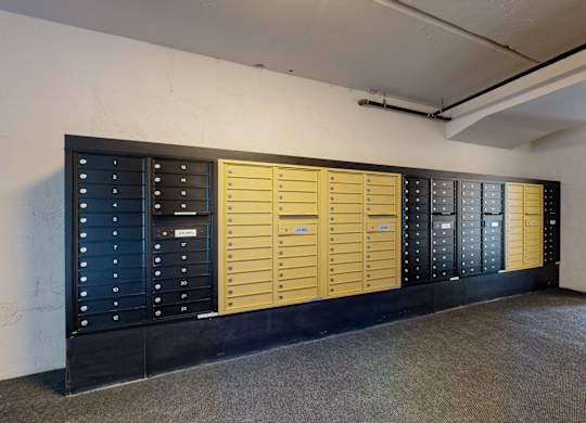 Resident Mail Center