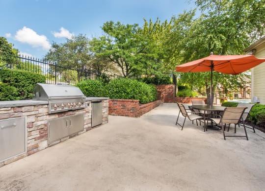 Outdoor at Highland Ridge Apartments, Kansas, 66210