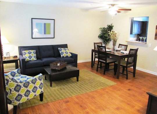 Living And Dining Area at Midtown Park Townhomes, Raleigh