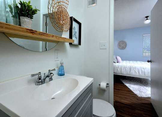Modern Bathroom at Capital Flats & Magnolia Square Apartments, Raleigh, NC, 27601