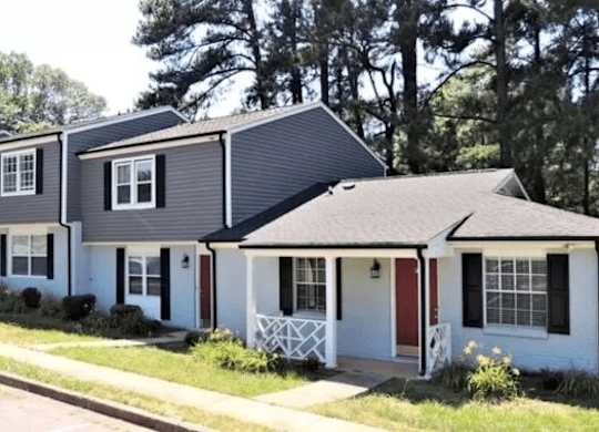 Outdoor viewat Greenwood Village, Charlotte, 28273