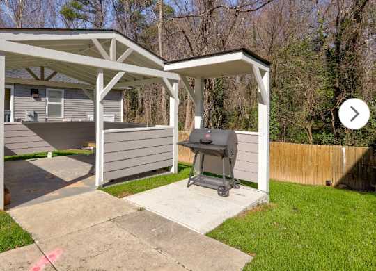 BBQ Station at Willow Bend Apartments, Durham, 27707