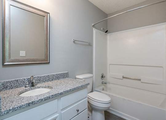 Bathroom With Bathtub at Willow Bend Apartments, North Carolina, 27707