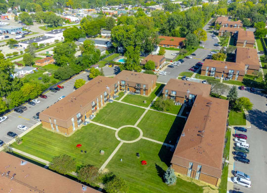 Aerial view of the Community at Knottingham Apartments in Clinton Township, MI