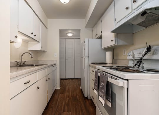 Drawbridge One Bedroom Kitchen