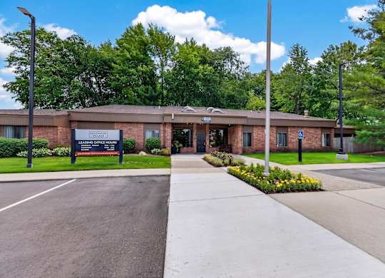 Residential Courtyard at Eastwood Village Apartments in Clinton Township, MI.
