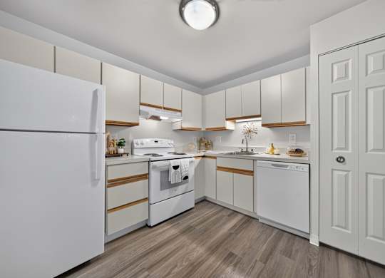 Cozy kitchen with ample storage at Park Lane Apartments in Southfield, MI.