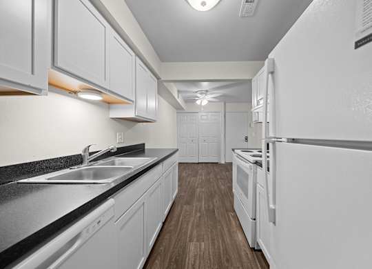Modern kitchen at Three Oaks Apartments in Troy, MI