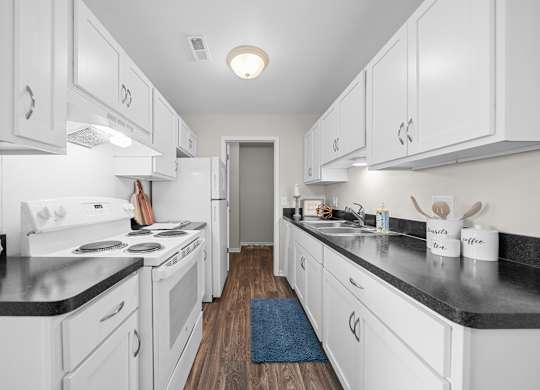 Modern kitchen at Three Oaks Apartments in Troy, MI