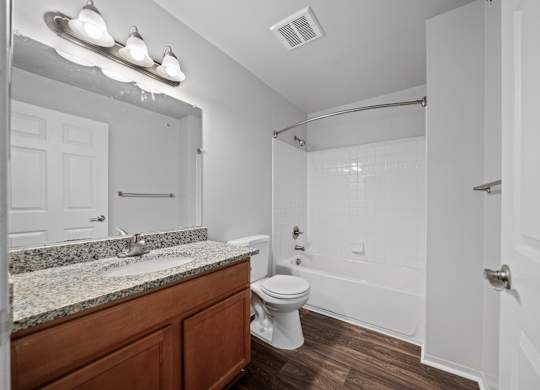 Full Bathroom at Woodland Villa Apartments, Westland, 48185