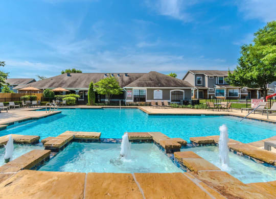 Beckley_Outdoor Swimming Pool