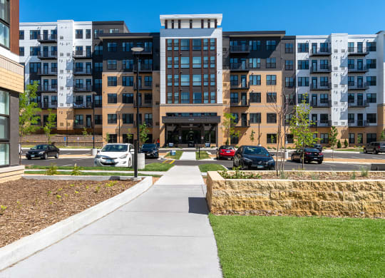 Dominium_Bren Road Station_Exterior view at Bren Road Station 55+ Apartments, Minnetonka, Minnesota