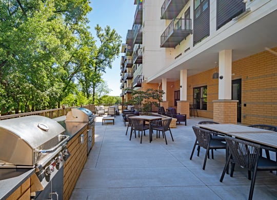 Dominium_Bren Road Station_Grilling Area at Bren Road Station 55+ Apartments, Minnesota